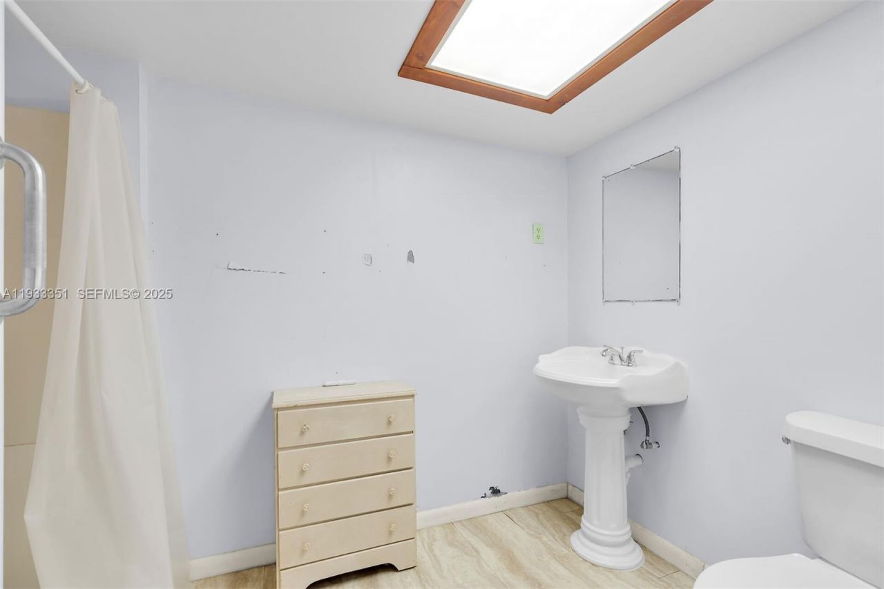 59761 Overseas Hwy, Marathon, FL 33050 Photo