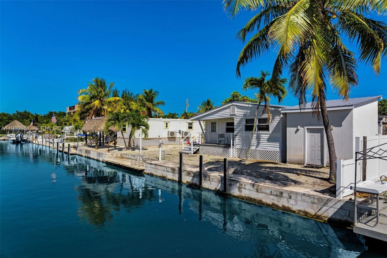 59761 Overseas Hwy, Marathon, FL 33050 Photo