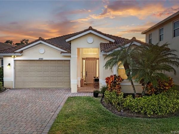 1040 SE Fleming Way, Stuart, FL 34997