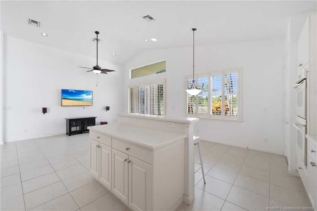1040 SE Fleming Way, Stuart, FL 34997 Photo