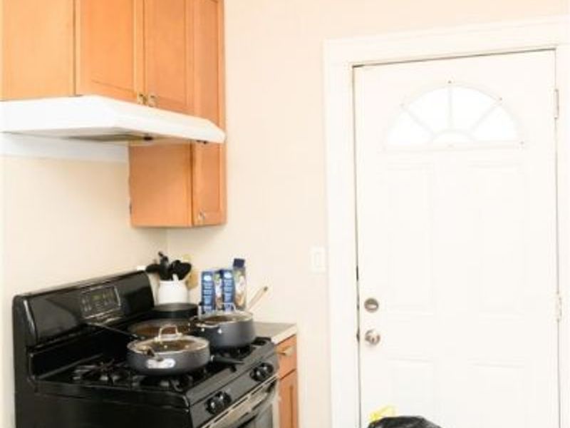 241 8th Street, Elyria, OH 44035 Photo 4