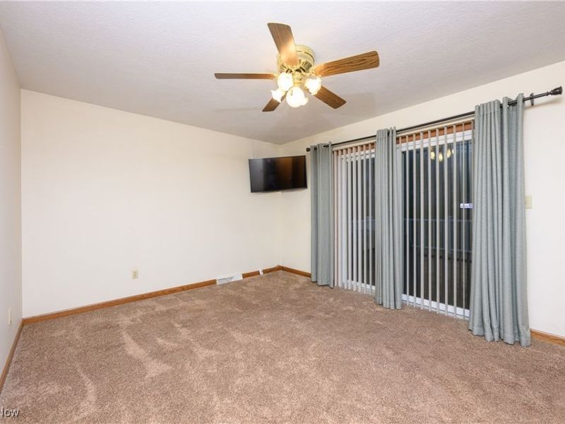 1283 S Azalea Boulevard, Barberton, OH 44203 Photo 16