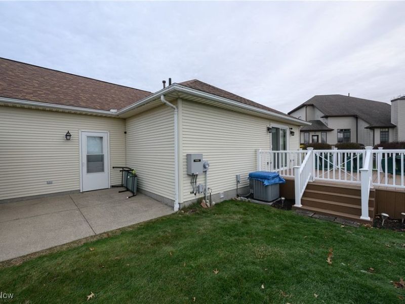 1283 S Azalea Boulevard, Barberton, OH 44203 Photo 6