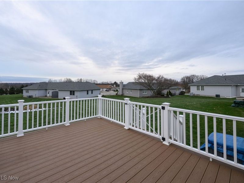 1283 S Azalea Boulevard, Barberton, OH 44203 Photo 8