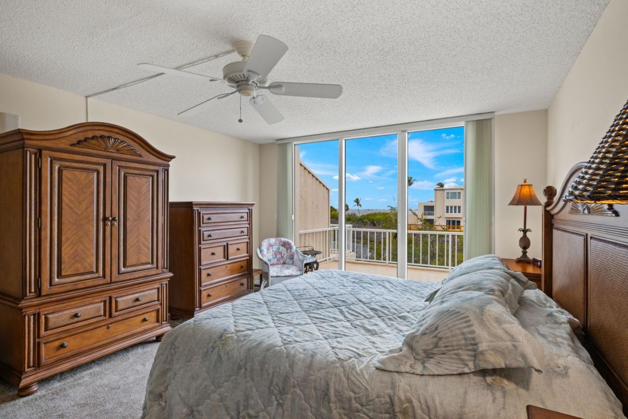 200 Periwinkle Way, Unit 216, Sanibel, FL 33957 Photo