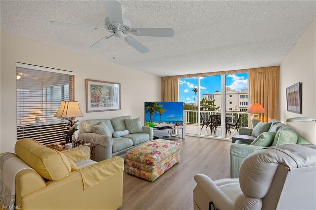 200 Periwinkle Way, Unit 216, Sanibel, FL 33957 Photo