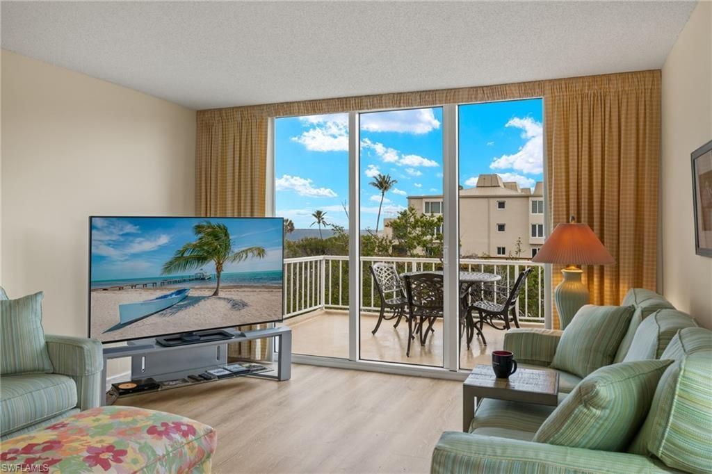 200 Periwinkle Way, Unit 216, Sanibel, FL 33957 Photo