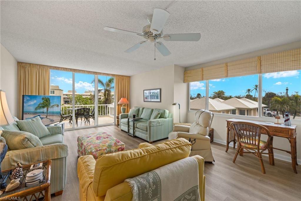 200 Periwinkle Way, Unit 216, Sanibel, FL 33957 Photo