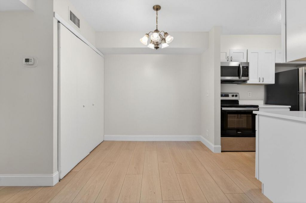 6392 Chasewood Drive, Unit B, Jupiter, FL 33458 Photo