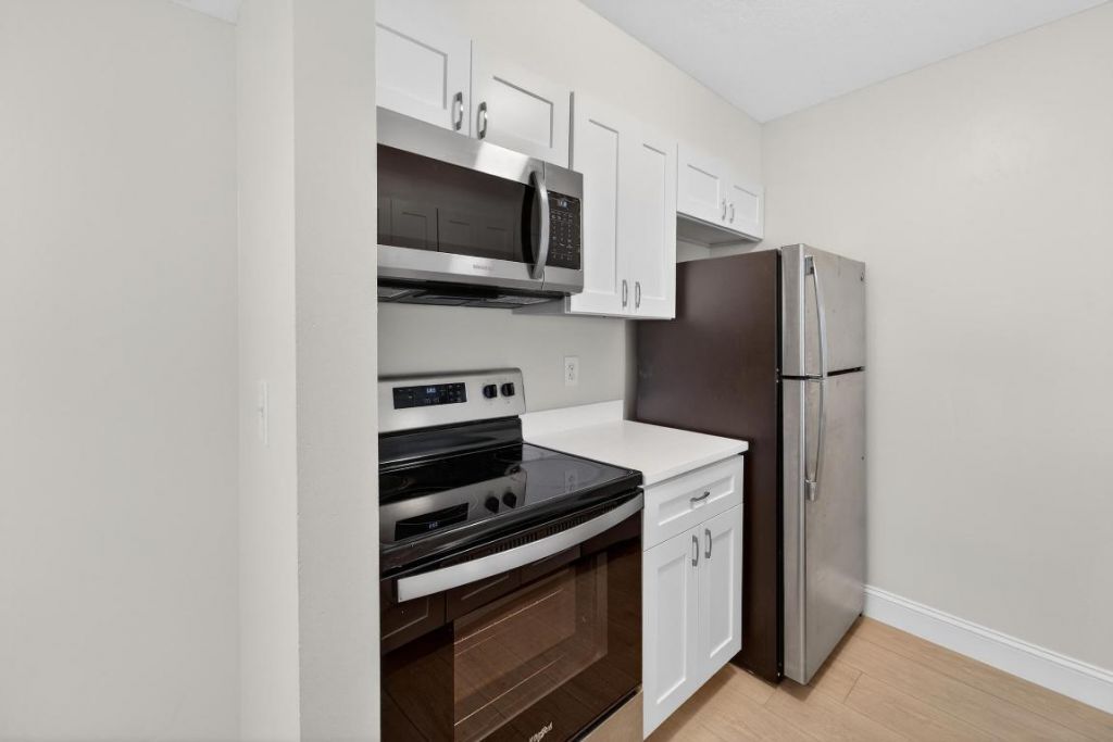 6392 Chasewood Drive, Unit B, Jupiter, FL 33458 Photo