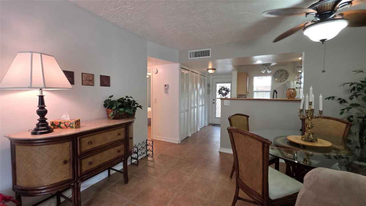 2801 Somerset Drive, Unit 211, Lauderdale Lakes, FL 33311 Photo