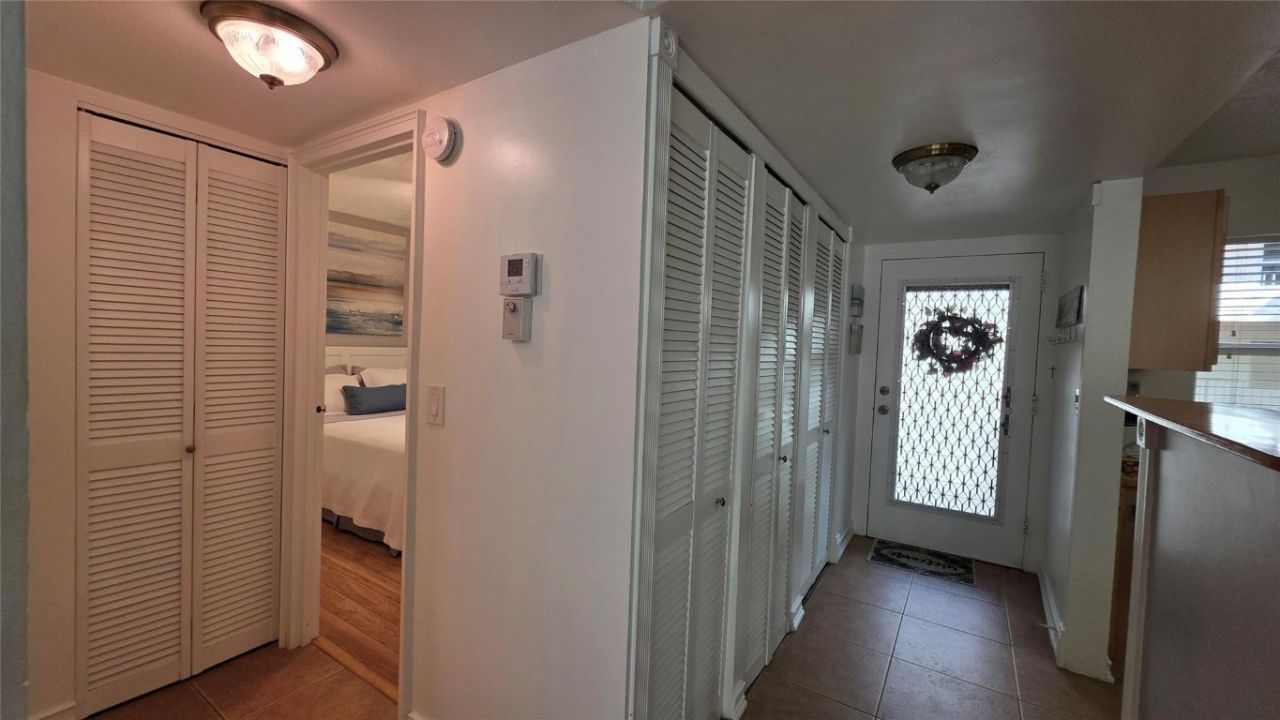 2801 Somerset Drive, Unit 211, Lauderdale Lakes, FL 33311 Photo