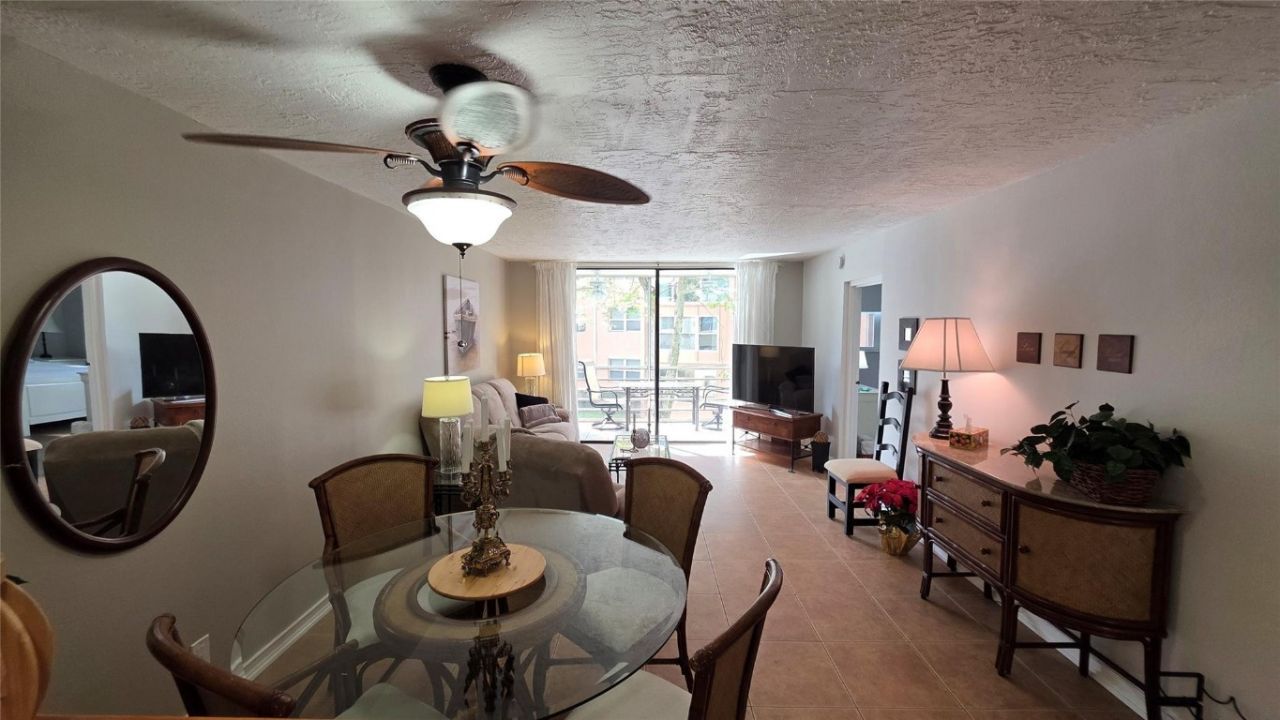 2801 Somerset Drive, Unit 211, Lauderdale Lakes, FL 33311 Photo