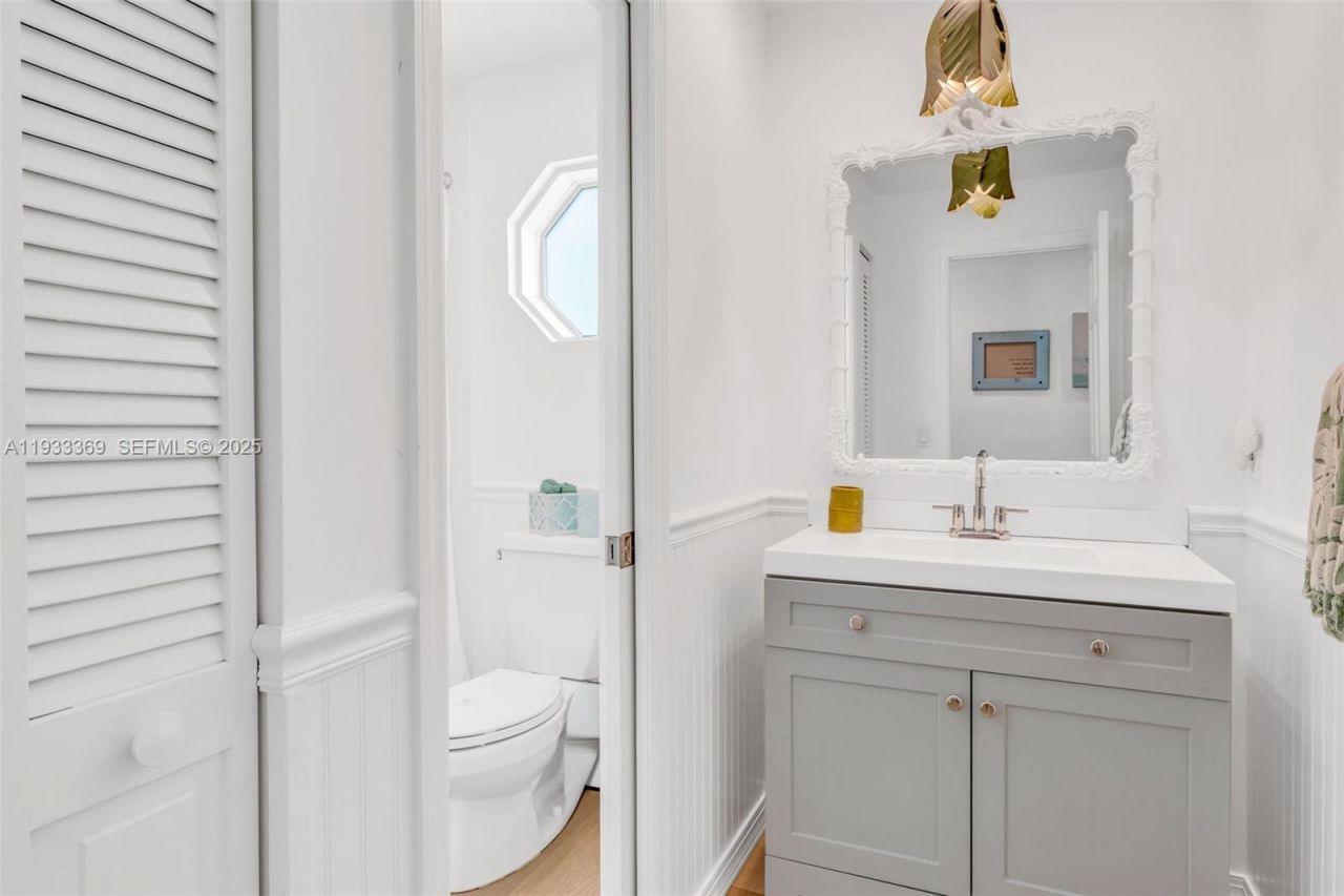 Please Call For Address, Lower Keys, FL 33004 Photo