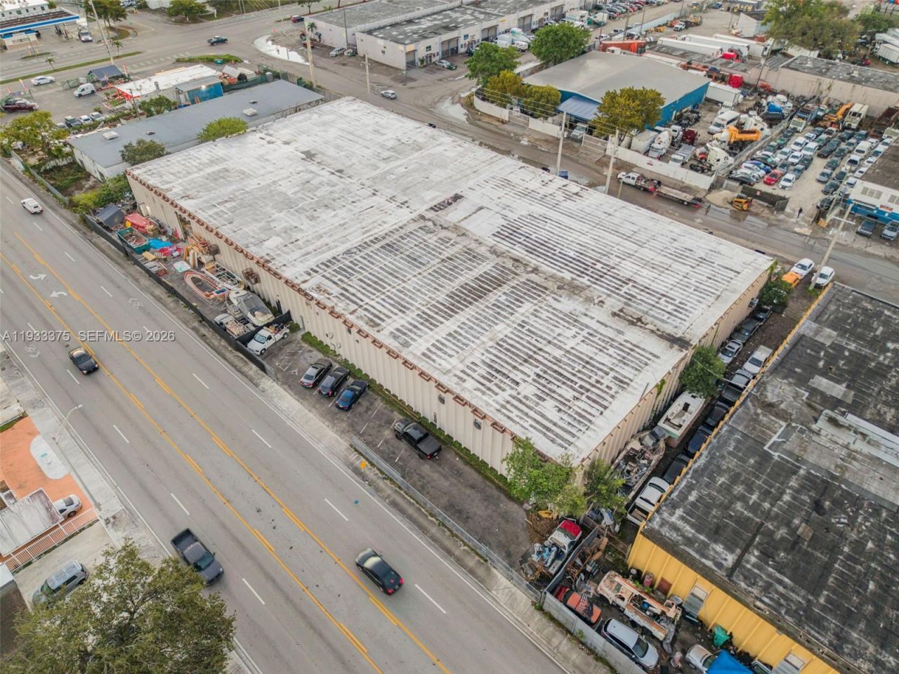 2275 NW 150th St , Opa Locka, FL 33054 Photo