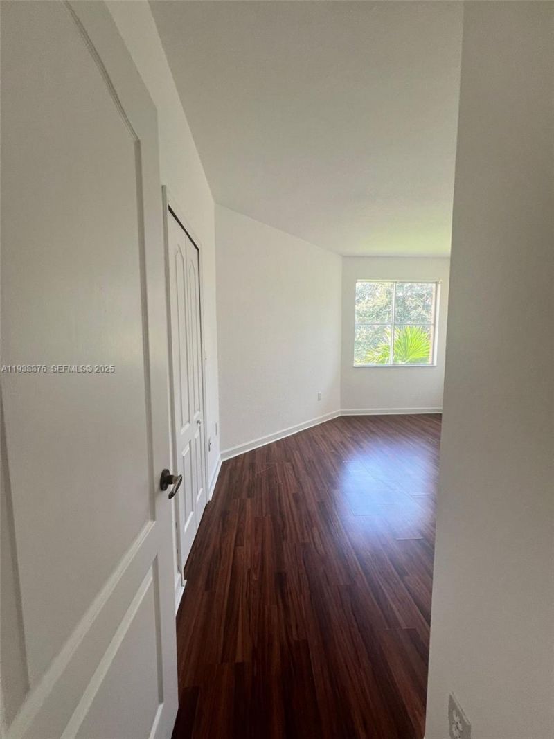 7200 NW 177th St, Unit 206-7, Hialeah, FL 33015 Photo