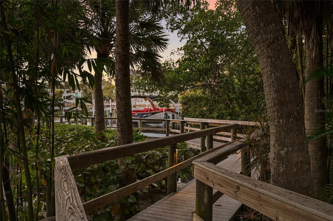 1749 Lincoln Park Circle, Sarasota, FL 34236 Photo