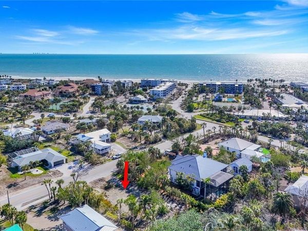651 Donax ST , SANIBEL, FL 33957