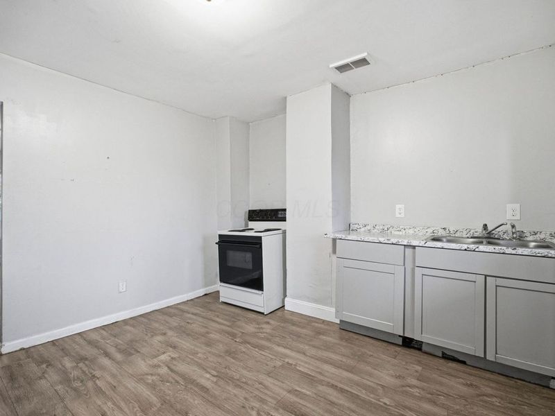 51 S Ogden Avenue, Columbus, OH 43204 Photo 19