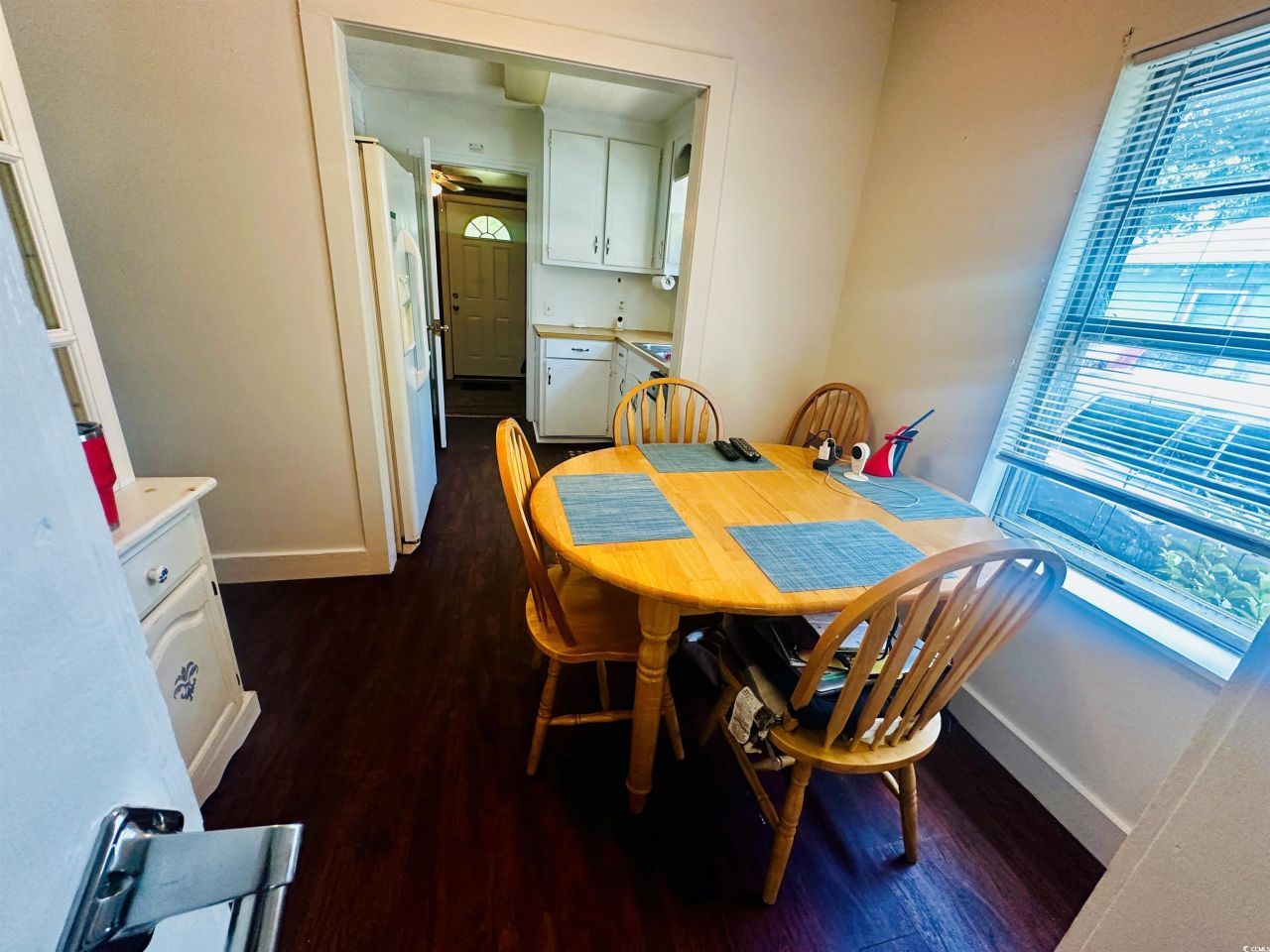 8 Raymond St. Photo 7