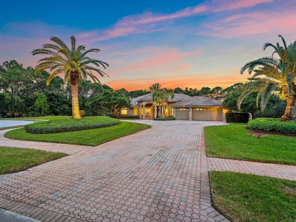 2609 SW Mayacoo Way E, Palm City, FL 34990