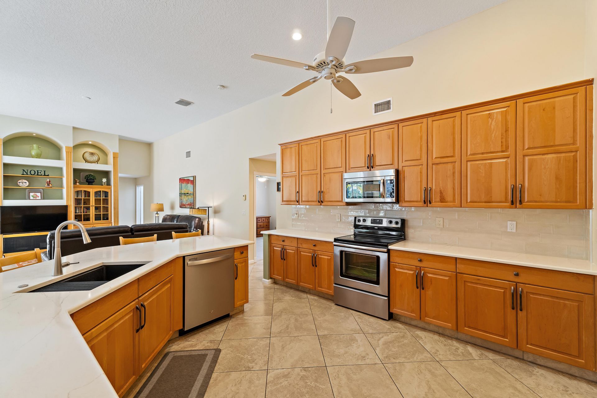 2609 SW Mayacoo Way E, Palm City, FL 34990 Photo