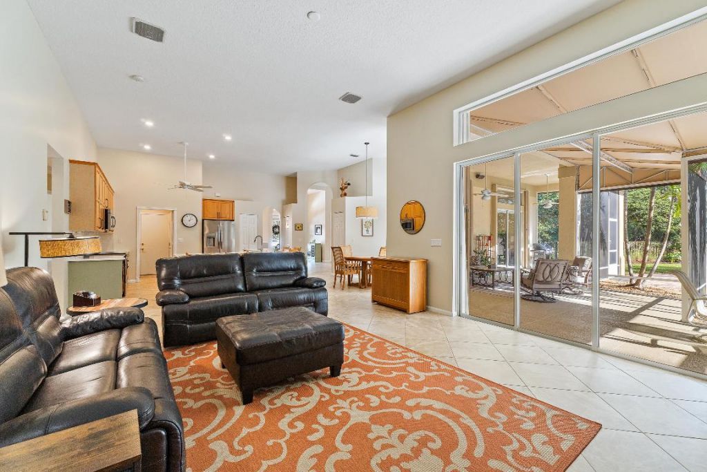 2609 SW Mayacoo Way E, Palm City, FL 34990 Photo