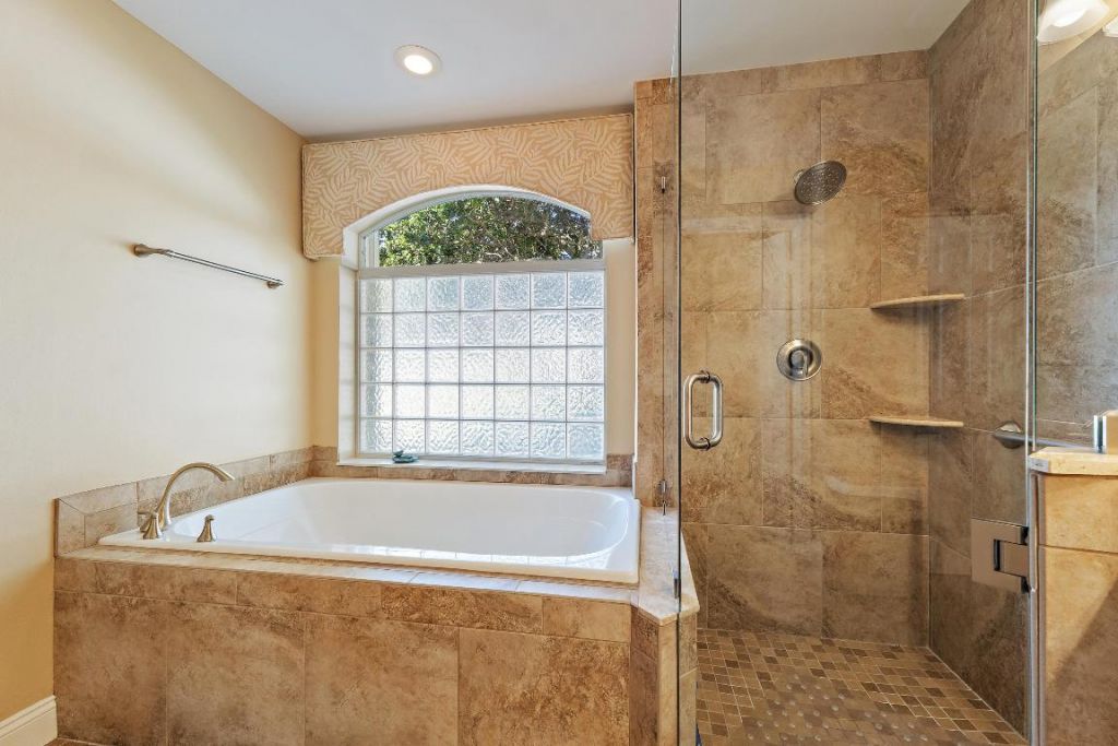 2609 SW Mayacoo Way E, Palm City, FL 34990 Photo