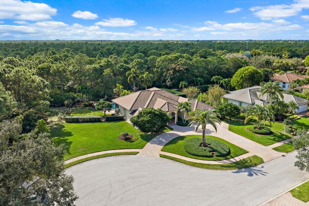 2609 SW Mayacoo Way E, Palm City, FL 34990 Photo