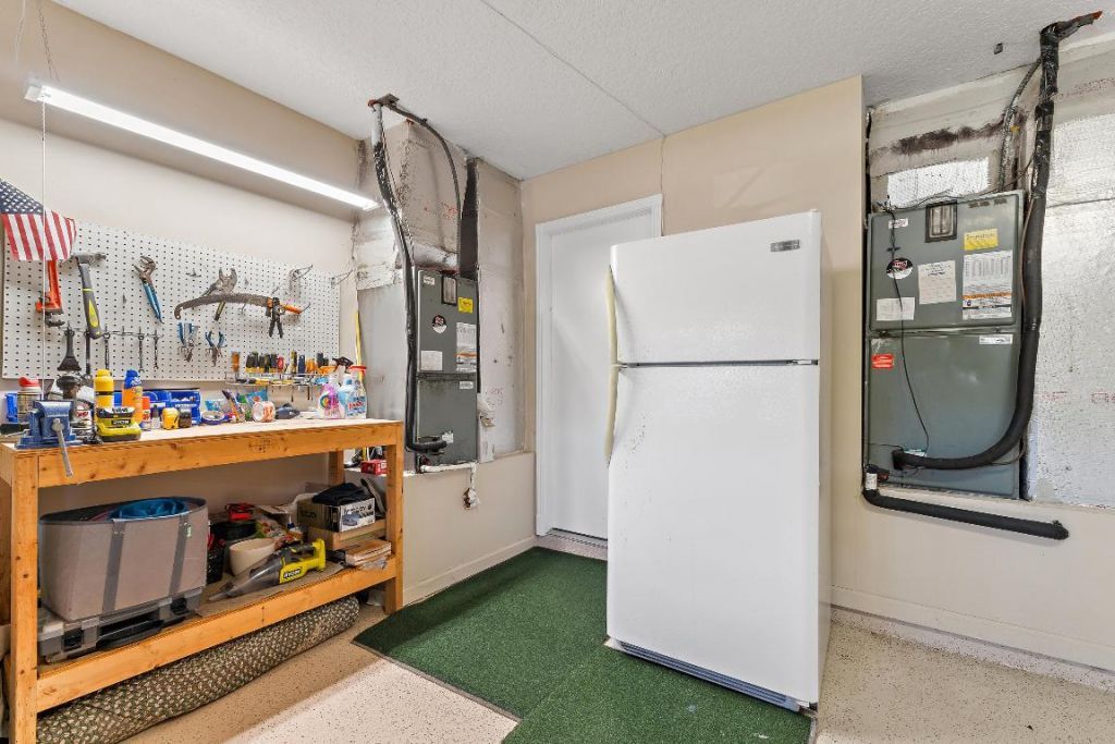 2609 SW Mayacoo Way E, Palm City, FL 34990 Photo