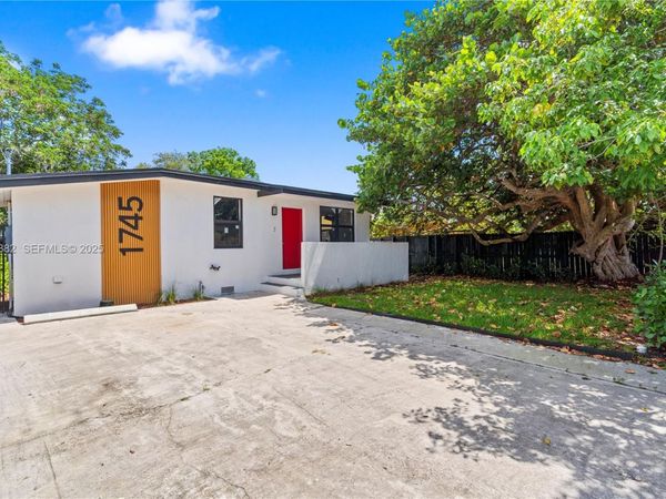 1745 NW 151st St , Miami Gardens, FL 33054