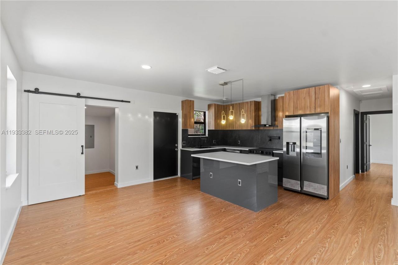 1745 NW 151st St , Miami Gardens, FL 33054 Photo