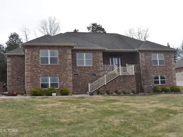 1831 Sierra Lane, Sevierville, TN 37862