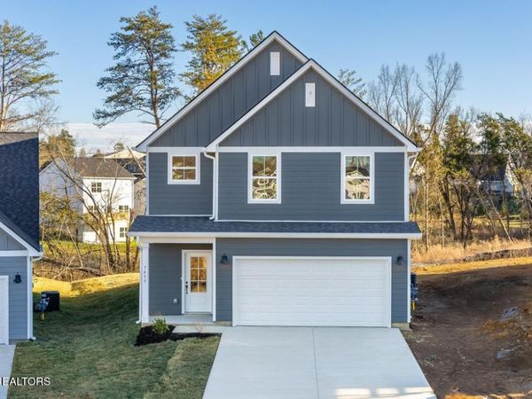 7433 Sun Blossom Lane, Knoxville, TN 37924