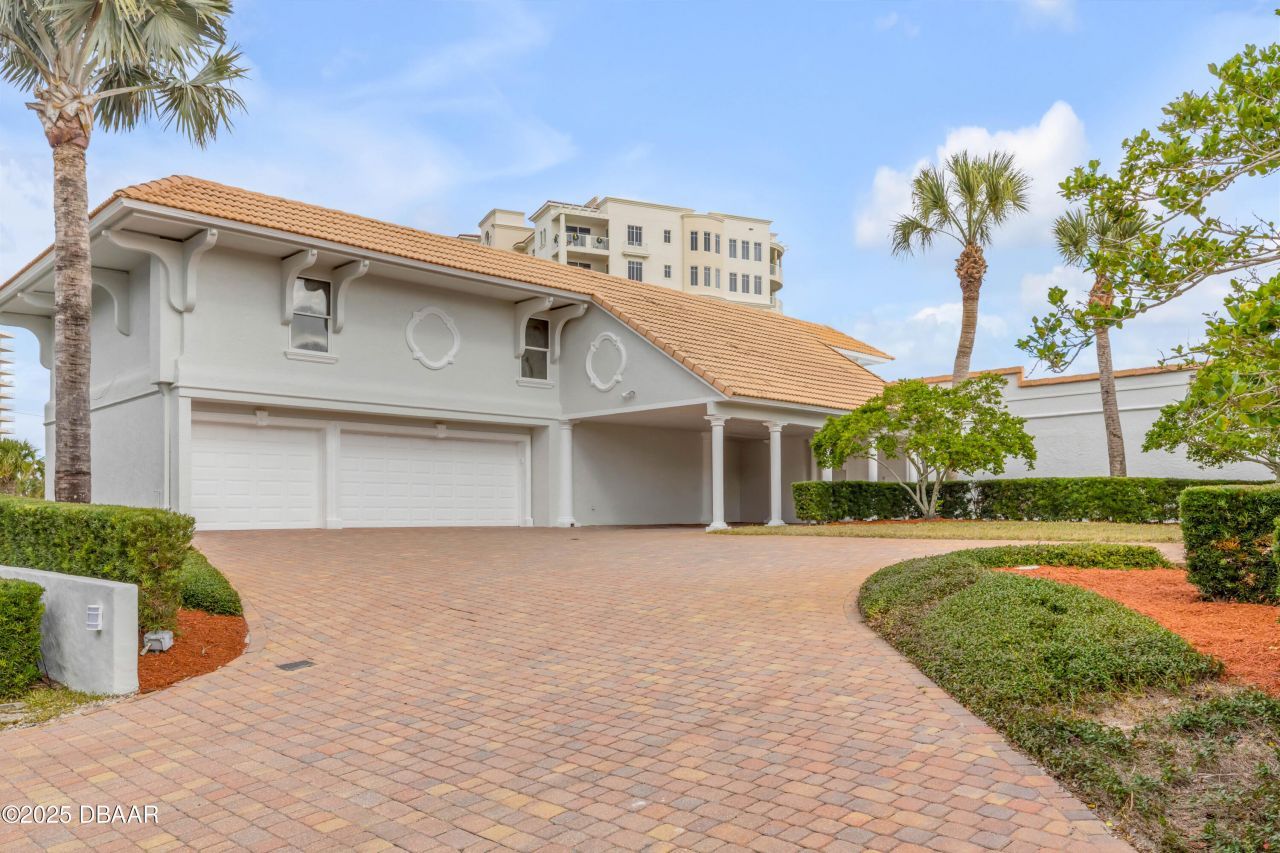 2117 Ocean Drive, New Smyrna Beach, FL 32169 Photo