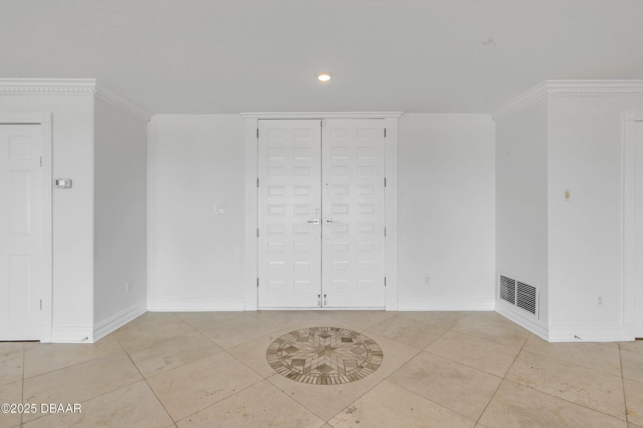 2117 Ocean Drive, New Smyrna Beach, FL 32169 Photo