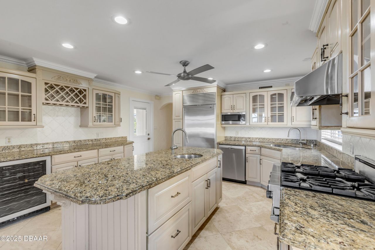 2117 Ocean Drive, New Smyrna Beach, FL 32169 Photo