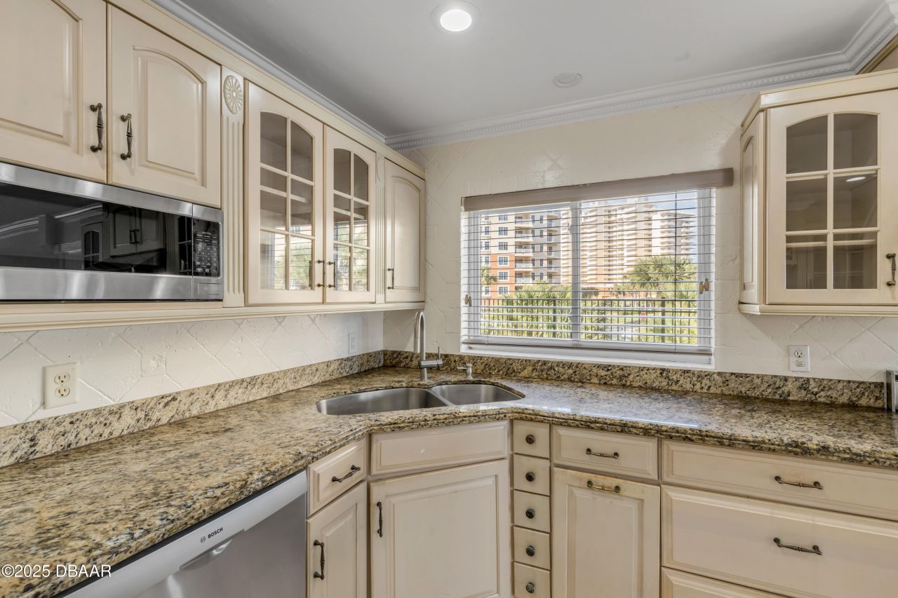 2117 Ocean Drive, New Smyrna Beach, FL 32169 Photo