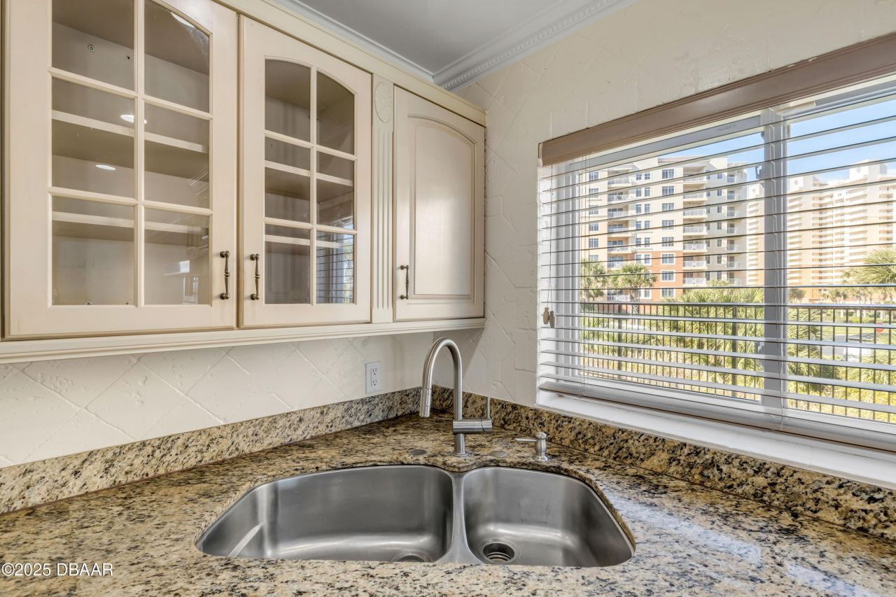 2117 Ocean Drive, New Smyrna Beach, FL 32169 Photo