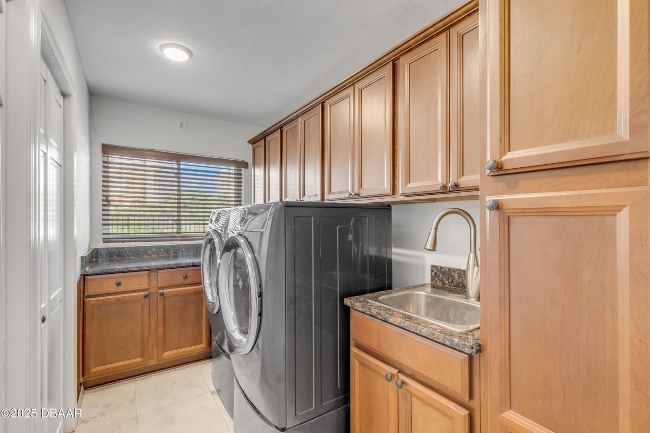 2117 Ocean Drive, New Smyrna Beach, FL 32169 Photo