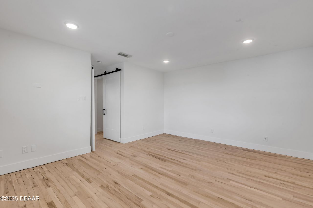 2117 Ocean Drive, New Smyrna Beach, FL 32169 Photo