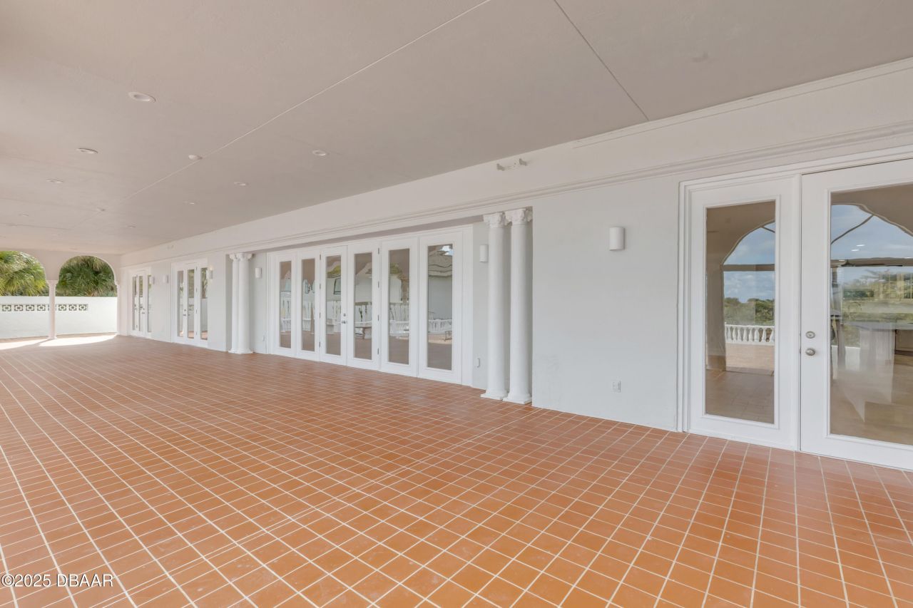 2117 Ocean Drive, New Smyrna Beach, FL 32169 Photo