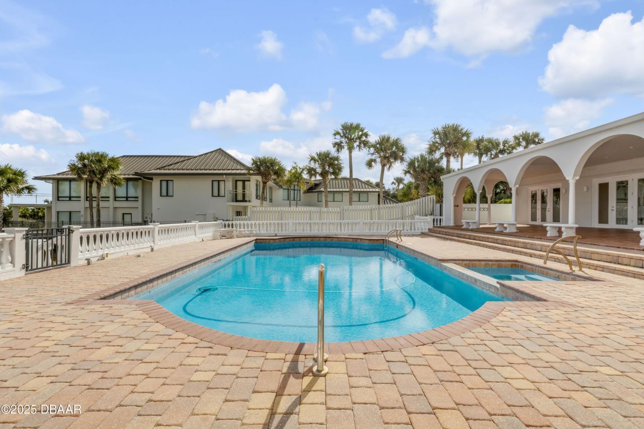2117 Ocean Drive, New Smyrna Beach, FL 32169 Photo