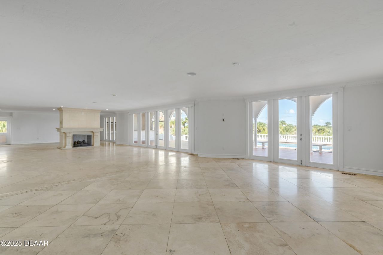 2117 Ocean Drive, New Smyrna Beach, FL 32169 Photo