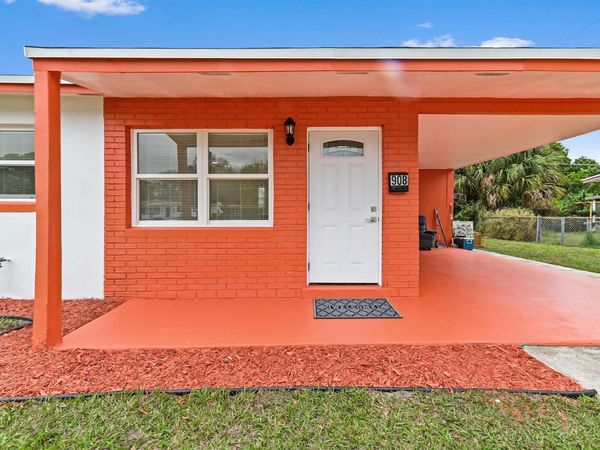 908 SE Hall Street, Stuart, FL 34994