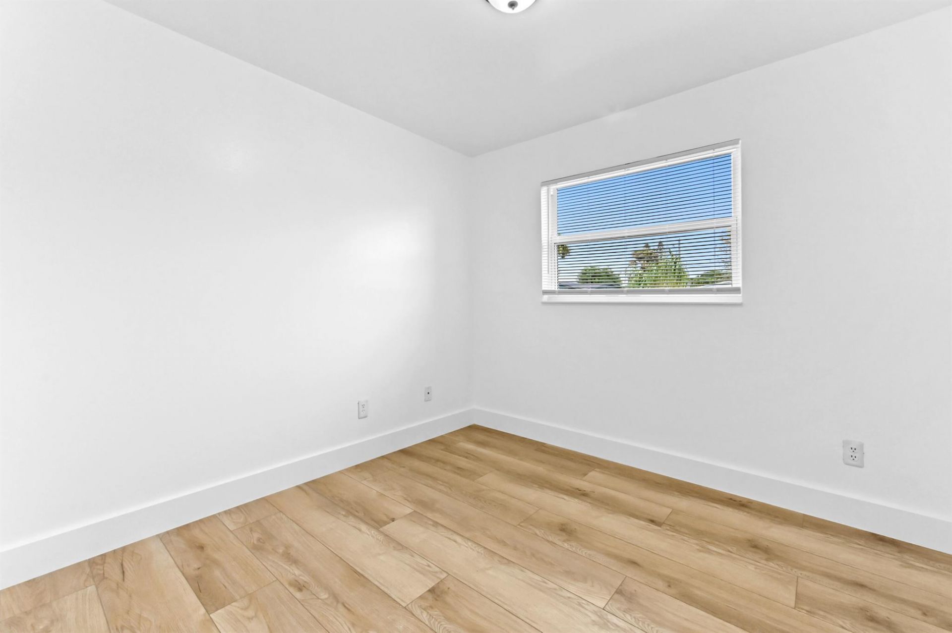 908 SE Hall Street, Stuart, FL 34994 Photo