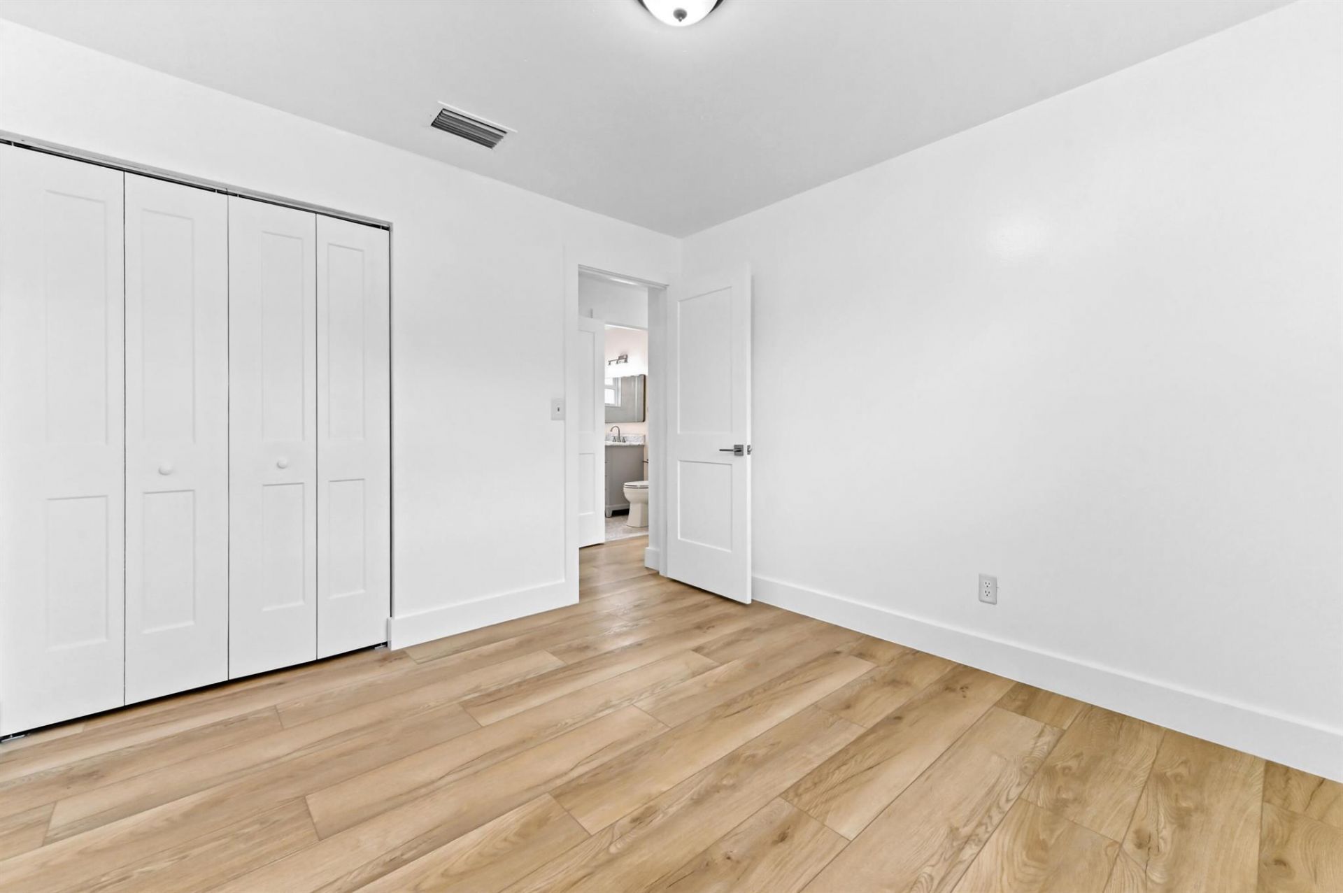 908 SE Hall Street, Stuart, FL 34994 Photo