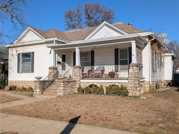 339 W 6th Avenue, Garnett, KS 66032