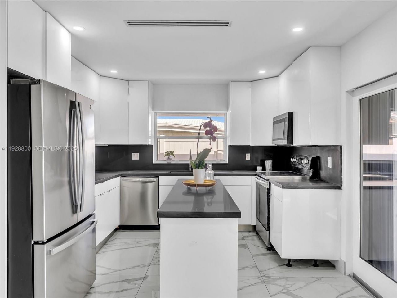 440 SE 8th Ave, Pompano Beach, FL 33060 Photo