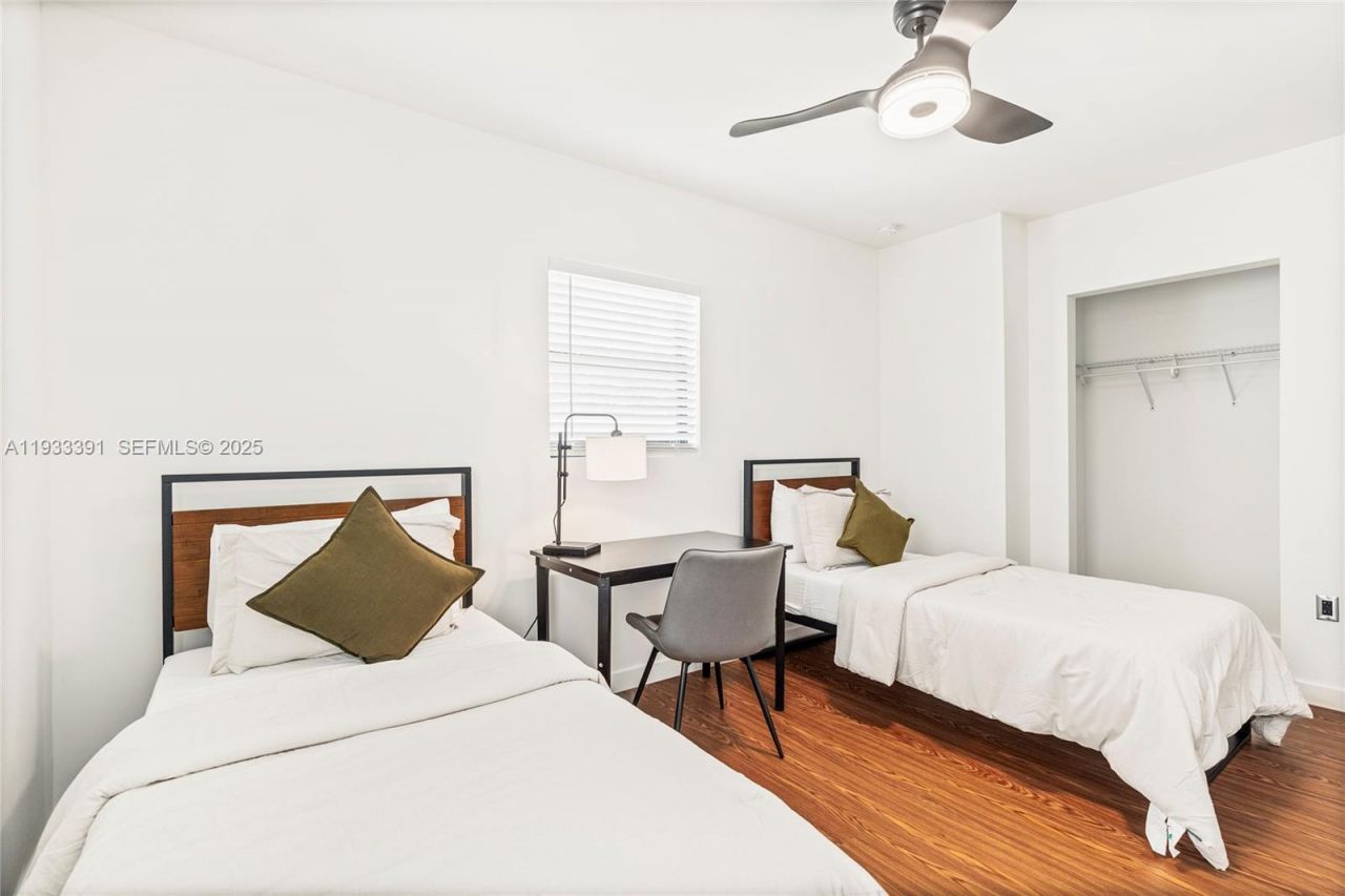 1121 NW 57th St, Miami, FL 33127 Photo